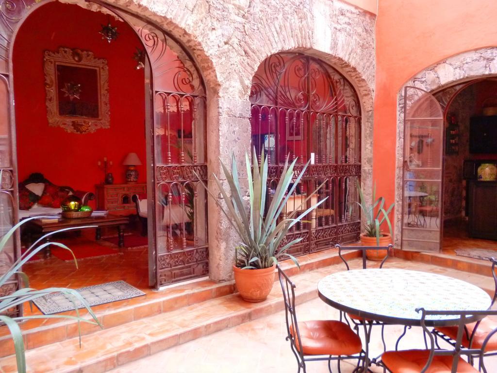 Casa Colibri Hotel 3*
